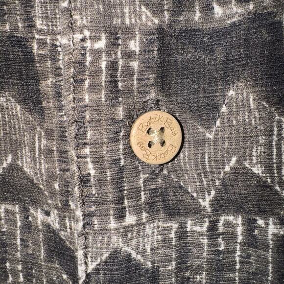 Batik Bay is 100% Silk Men’s Button Up Hawaiian Shirt Size L Brown Geometric - Picture 4 of 7